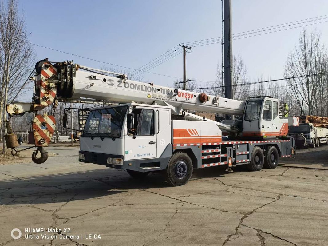 Top-Verkauf 25 Tonnen Zoomlion Räder mobilen Lkw-Kran mit Max. Hebhöhe von 41M