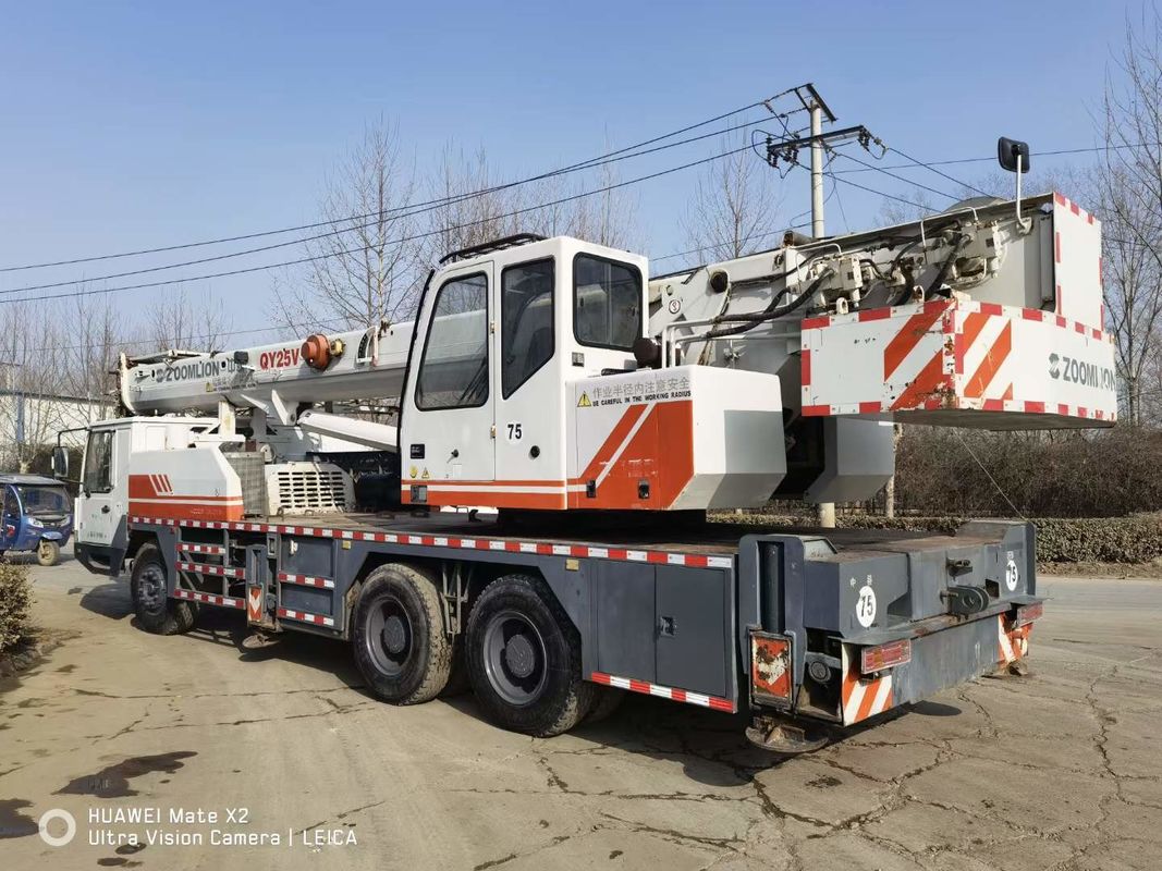 Top-Verkauf 25 Tonnen Zoomlion Räder mobilen Lkw-Kran mit Max. Hebhöhe von 41M