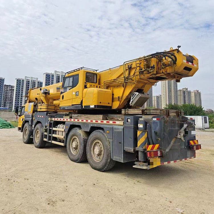 2 RPM Drehgeschwindigkeit XCT130 130 Tonnen Lkw-Kran Teleskoparm Gebraucht Lkw-Kranen