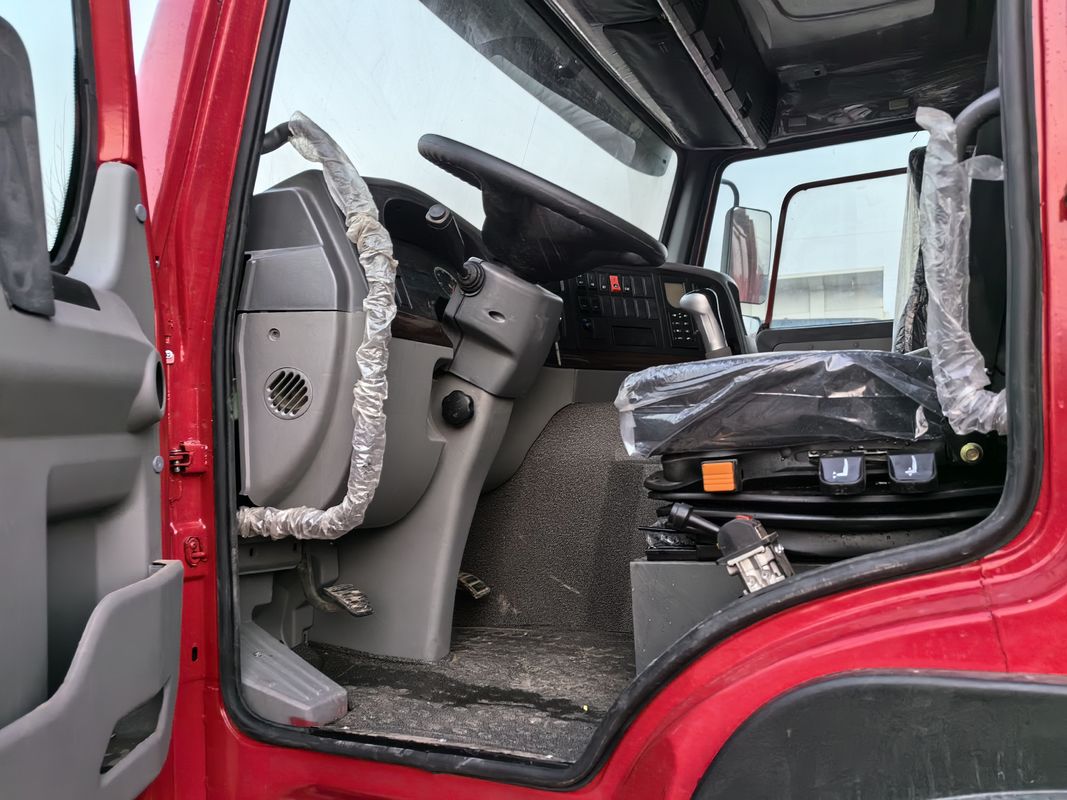 5600mm*2300mm*1500mm Frachtbehälter 6X4 Gebraucht-Tipper-Lkw 371HP 25tons HOWO-Dump-Lkw