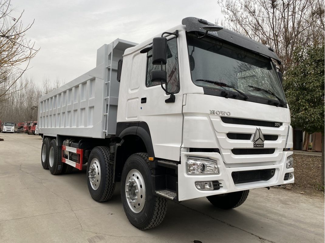 Gebrauchtes Trägerfahrzeug 35 Tonnen Sinotruk HOWO 8*4 Trägerfahrzeug 371 PS für den Bergbau