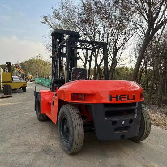 Aufzugswerkzeuge 10 Tonnen Diesel Gabelstapler mit Aufzugshöhe und Leistung von 3000 mm-6000 mm
