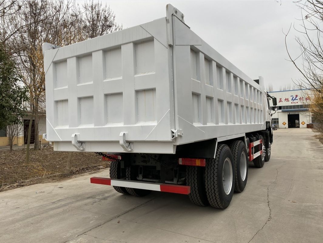 35 Tonnen 371 PS Sinotruk HOWO Gebraucht-Dump Trucks 8*4 Tipper Truck für die Bau-Mine