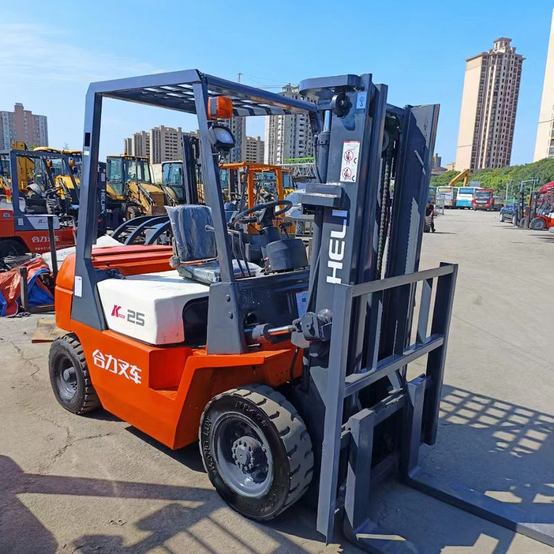 Sauberer und leistungsfähiger 2,5-Tonnen-Diesel-Forklift für den Güterverkehr auf Landwirtschaftsbetrieben