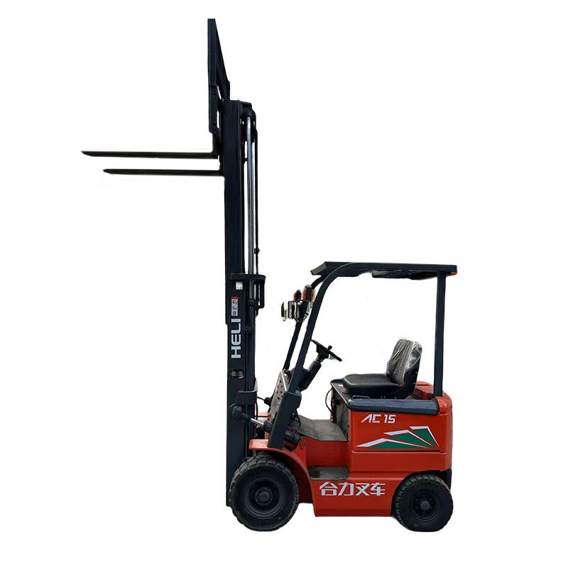 Höchste Treppe 3 Tonnen Diesel Gabelstapler mit 280 mm Gabelbreite und 3000 mm Max. Hebhöhe