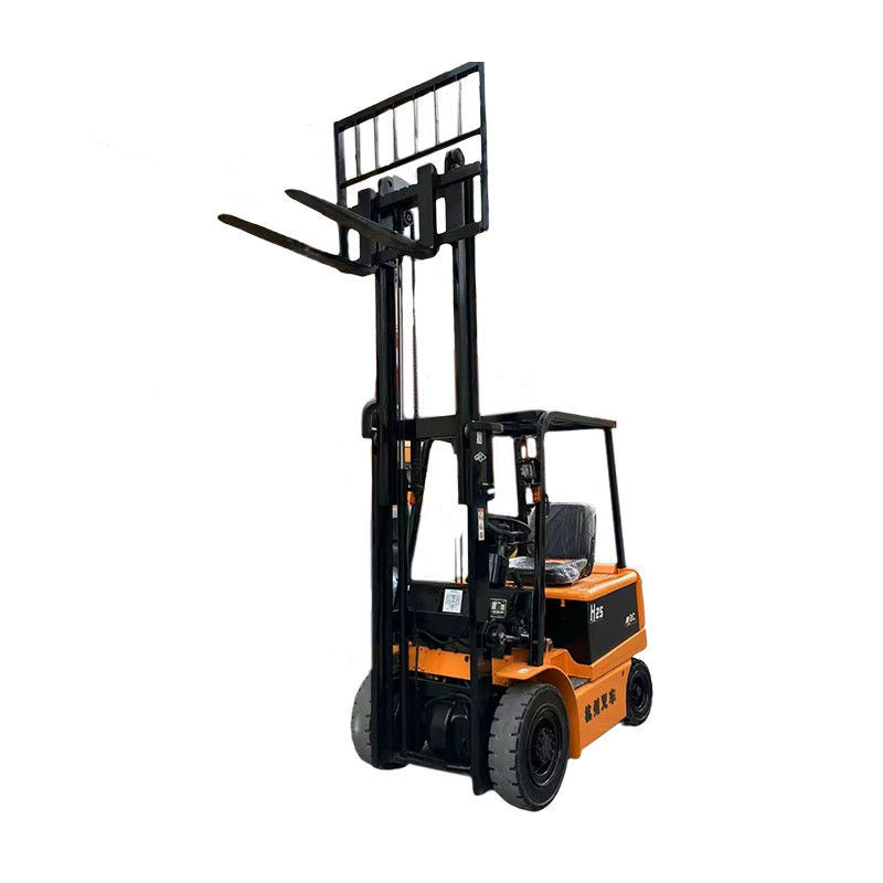 Höchste Treppe 3 Tonnen Diesel Gabelstapler mit 280 mm Gabelbreite und 3000 mm Max. Hebhöhe