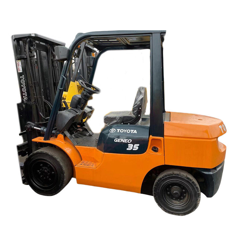 3.5t Gebraucht-Bergbau-Gabelstapler mit Vierradantrieb Toyo Ta Diesel-Gabelstapler mit 150m Gabelbreite