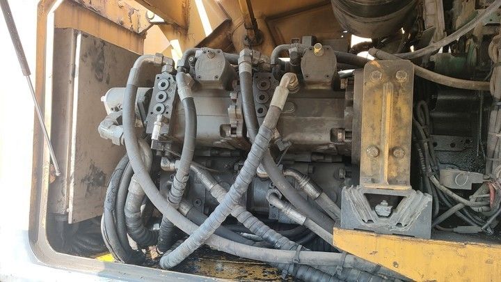 400 Tonnen QAY400 Hydraulischer mobiler Lkw-Kran in Shanghai Top Hydraulisches Ventil zum Heben
