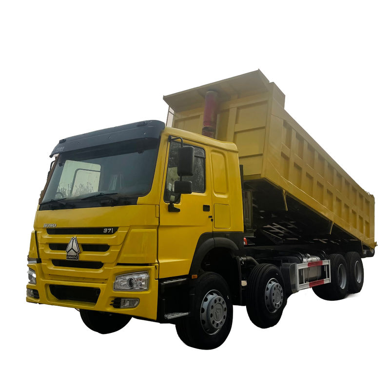 Gebraucht HOWO 8*4 Schwerlast-Dump Truck Tipper Truck Dumper 12.00R20 18PR in LHD SINO