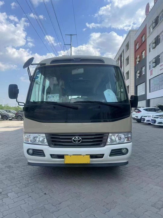 Euro 3 Emissionsstandard Diesel Fuel Toyota Achterbahnbus mit gebrauchten 30 Sitzplätzen 25 Sitzplätzen