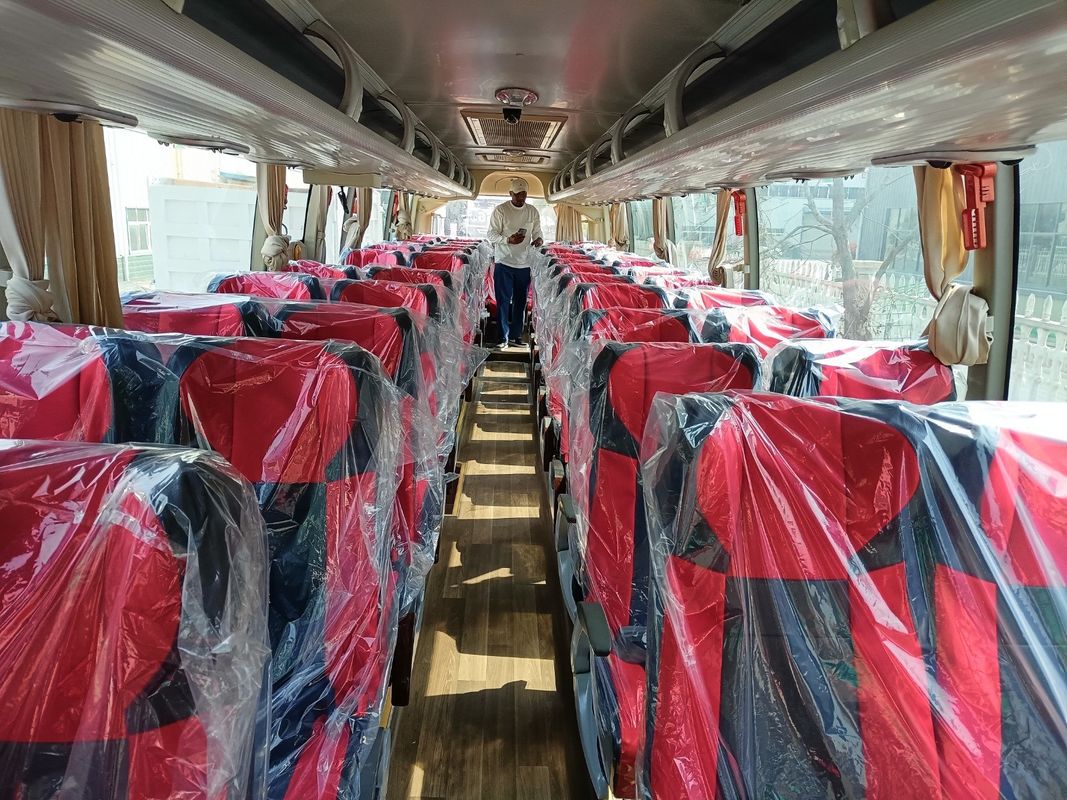 Vorder-/Hinterlaufbahn mm 1750/1586 Anpassung Luxus 50-Sitzer Bus Gebrauchtes Linksfahrer Bus