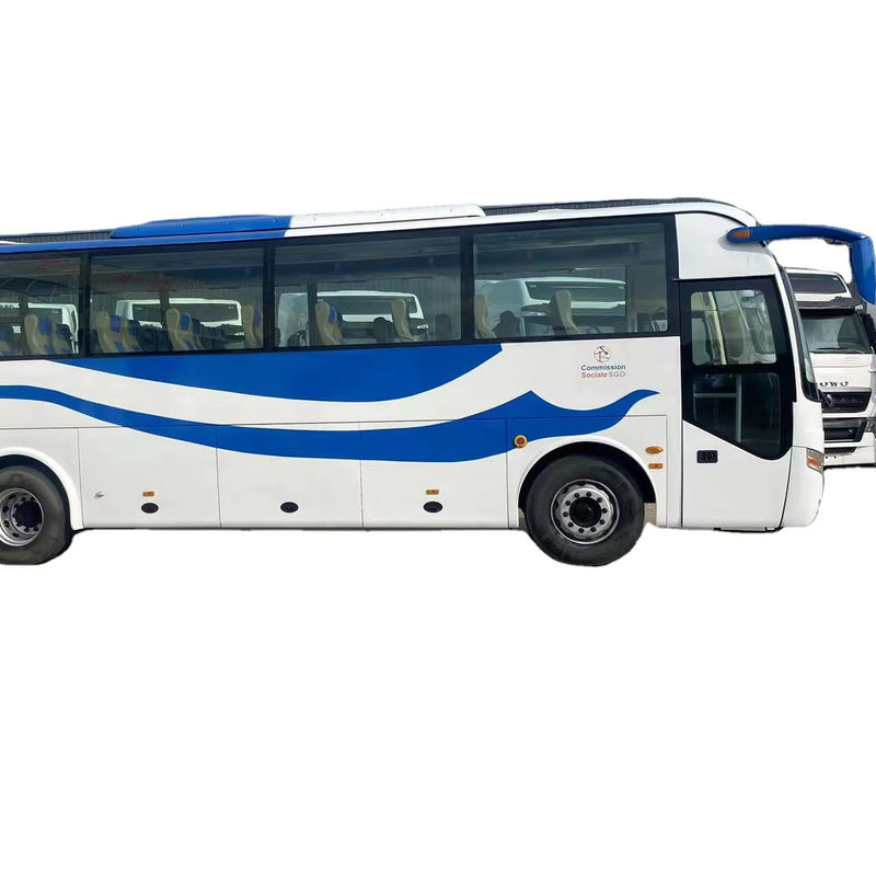 Lieferbereiter RHD LHD Bus mit 8900 ml Hubraum und Handgetriebe