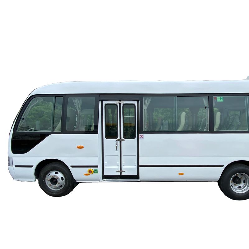 Lieferbereiter RHD LHD Bus mit 8900 ml Hubraum und Handgetriebe