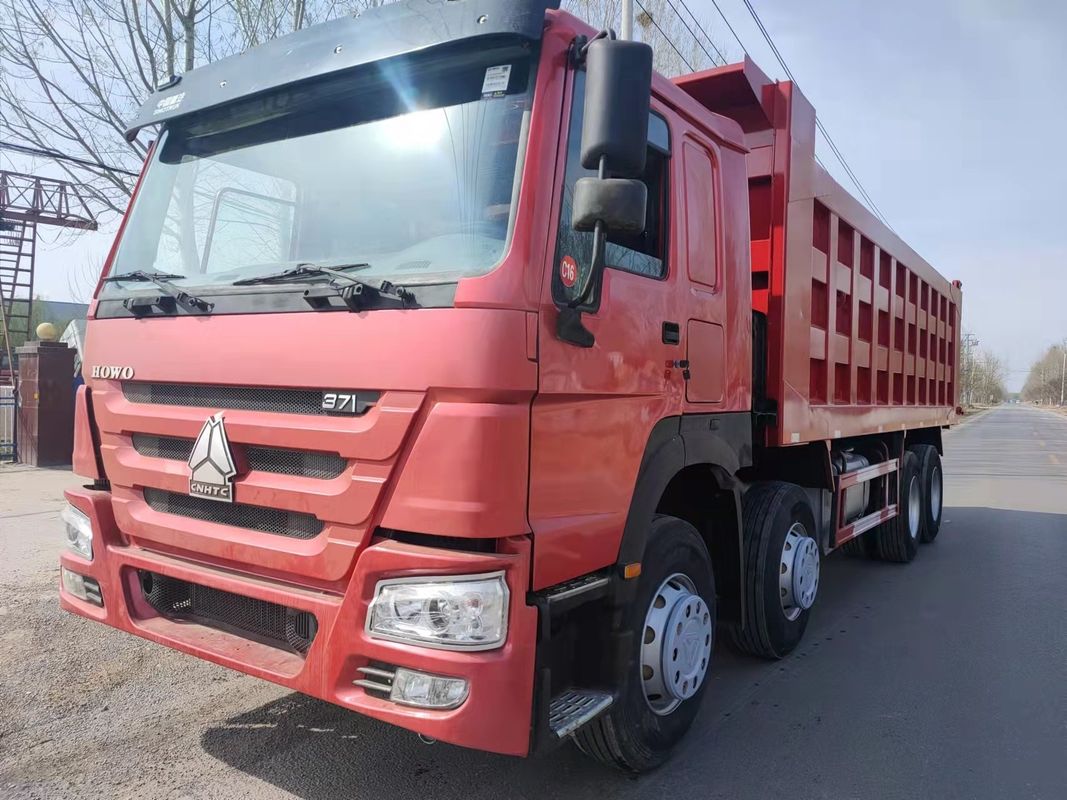 SINO 8*4 Schwerlast-Dump Truck Tipper Truck LHD Kapazität Last 11 20T Motorkapazität 8L