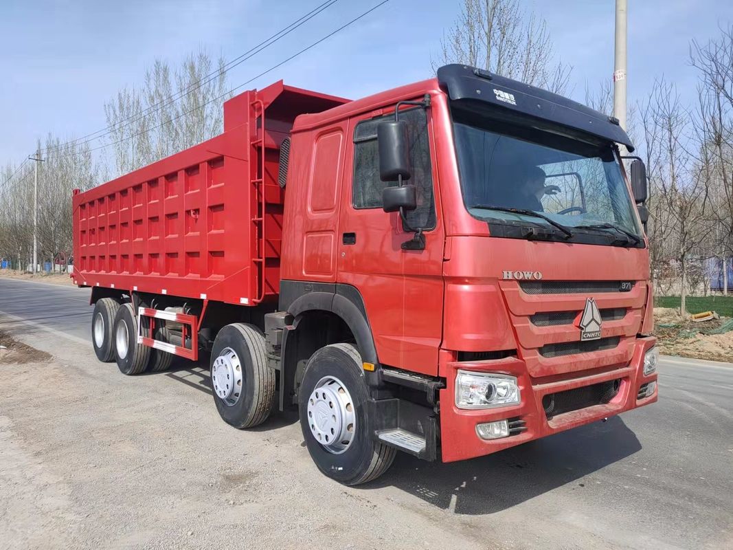 SINO 8*4 Schwerlast-Dump Truck Tipper Truck LHD Kapazität Last 11 20T Motorkapazität 8L