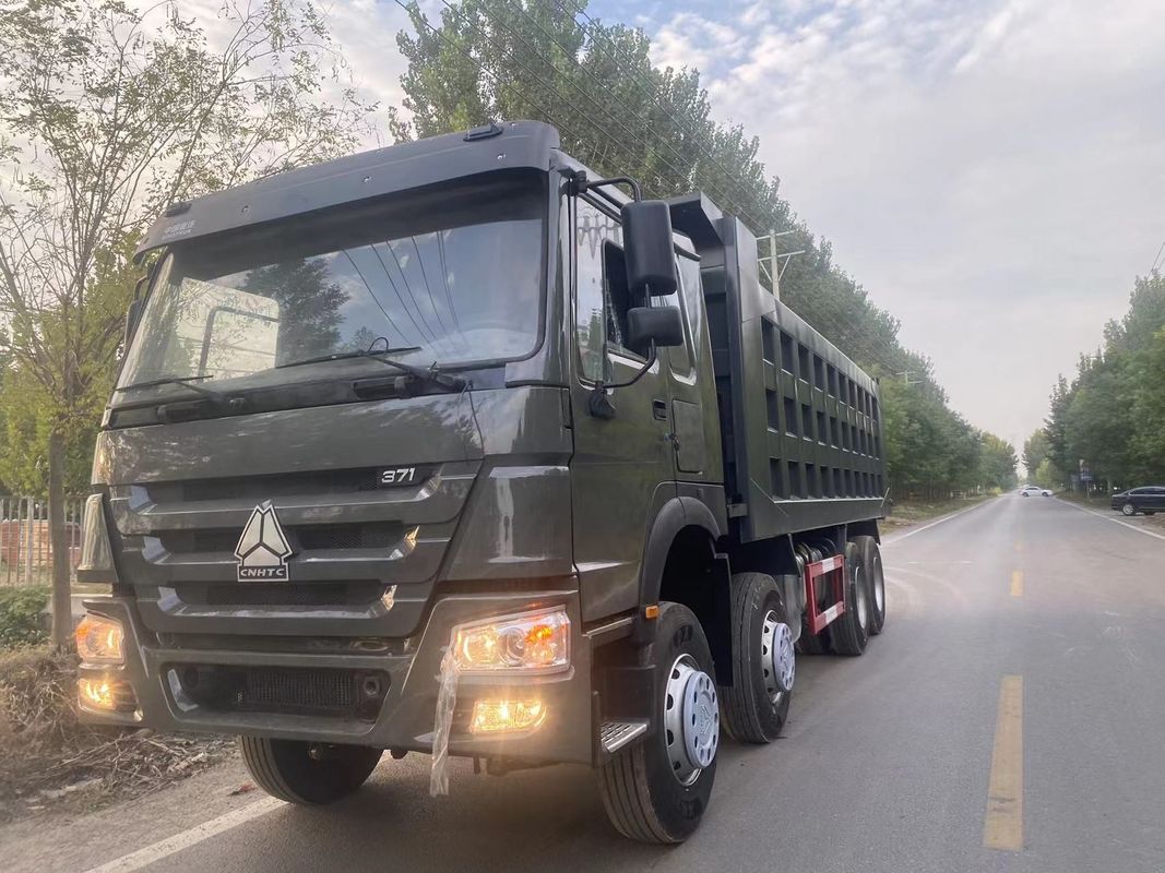11-20T Ladekapazität Manuelle Klimaanlage Verwendet SINO HOWO 8*4 Schwerlastwagen