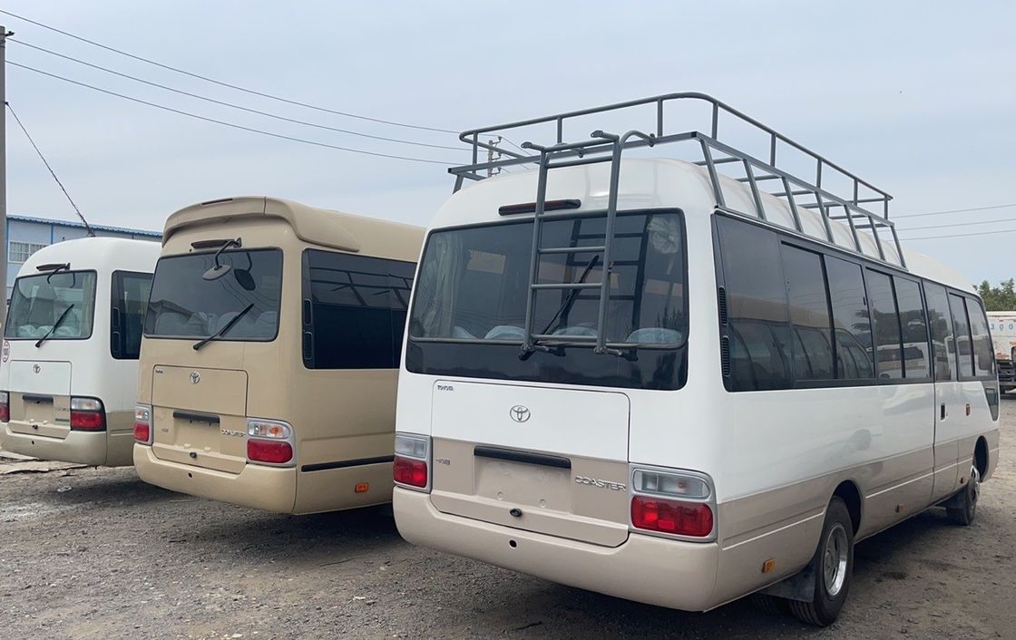 Luxus genutzte Toyota Coaster 30-Sitzer Dieselbus für Euro 3 Emissionsstandard