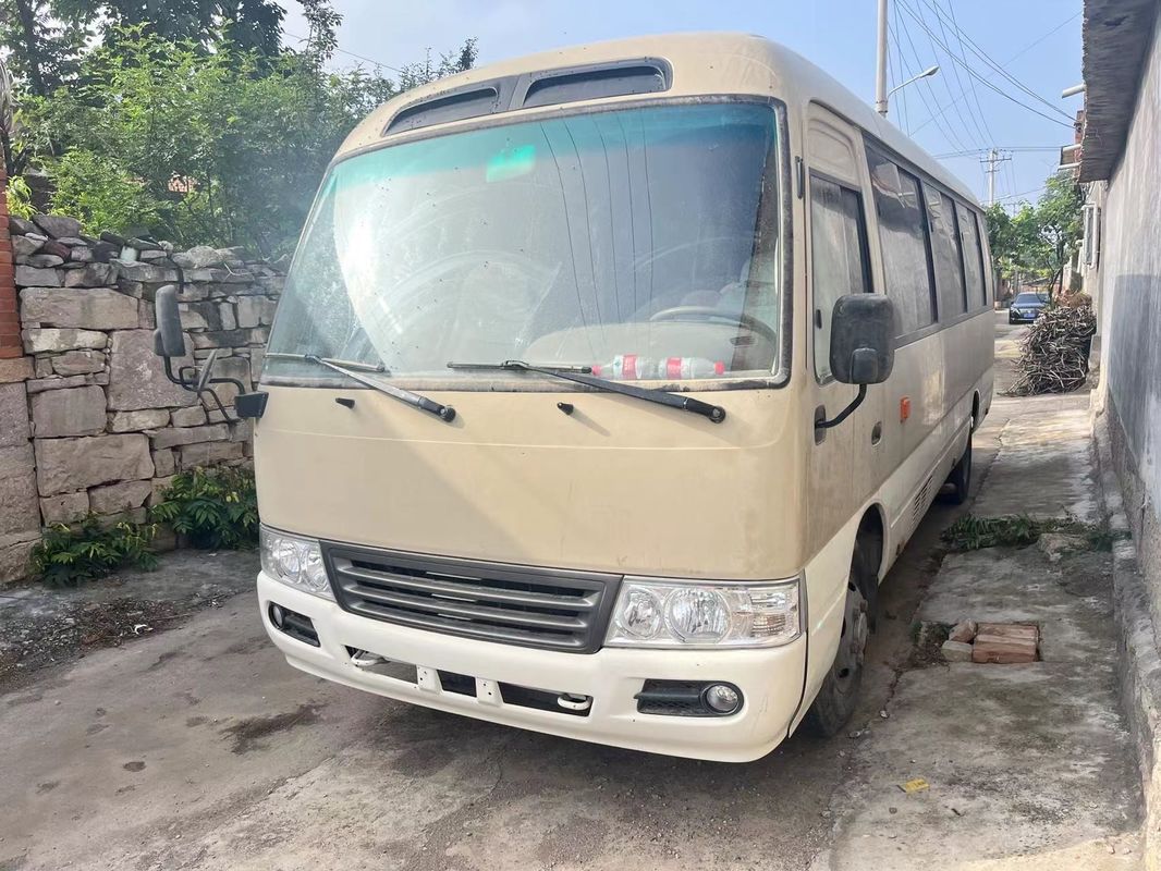 Motorkapazität 4L Toyota Coaster 30 Sitzplätze Linkslenker LHD Gebrauchtbusse für Touristen