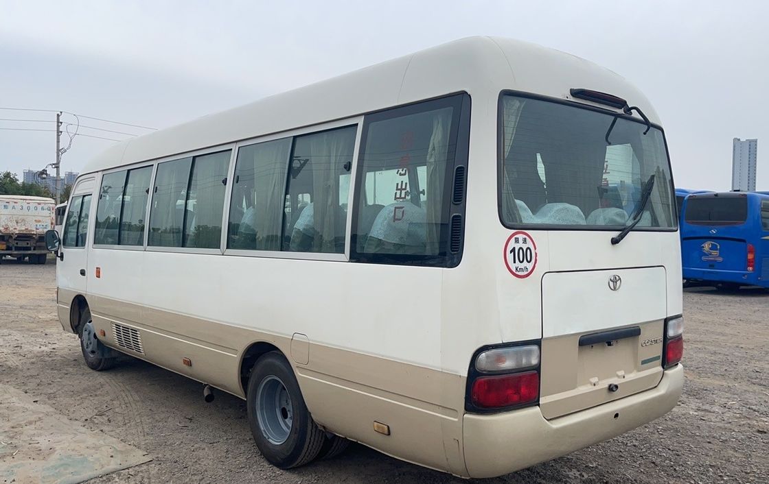 2022 Toyota Coaster Bus 30 Sitzplätze mit Linksantrieb und Dieselkraftstofftyp