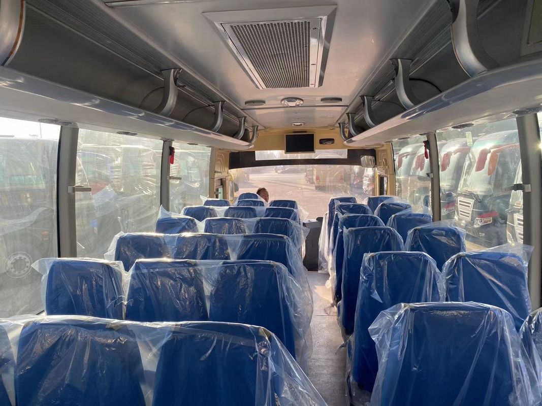 Kapazität 12m lang 68 Sitzplätze COACH Busse Euro 3 Emissionsstandard und Sitzplätze 30
