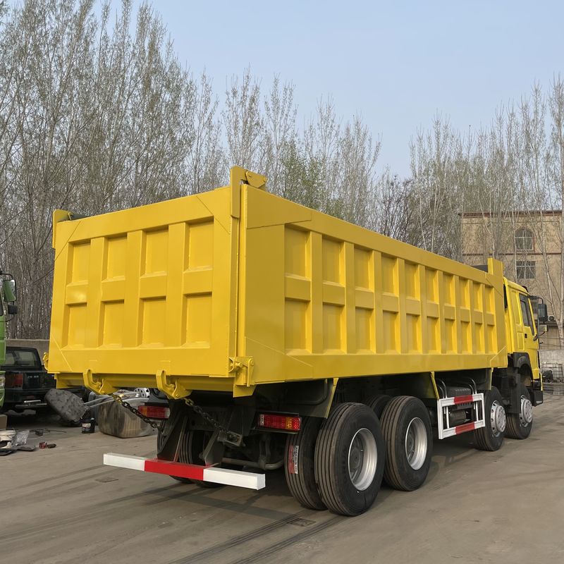 RHD SINO HOWO 8X4 Schwerlastfahrzeug G.V.W. 31T Getriebe FAST12JSXD240T