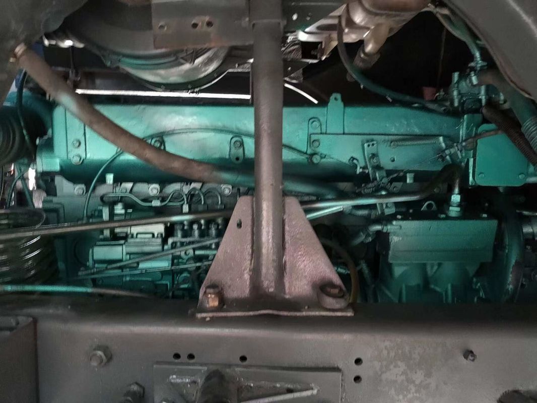 7300*2300*1500 Frachtbehälter Gebraucht HOWO 8X4 Schwerlastbehälter