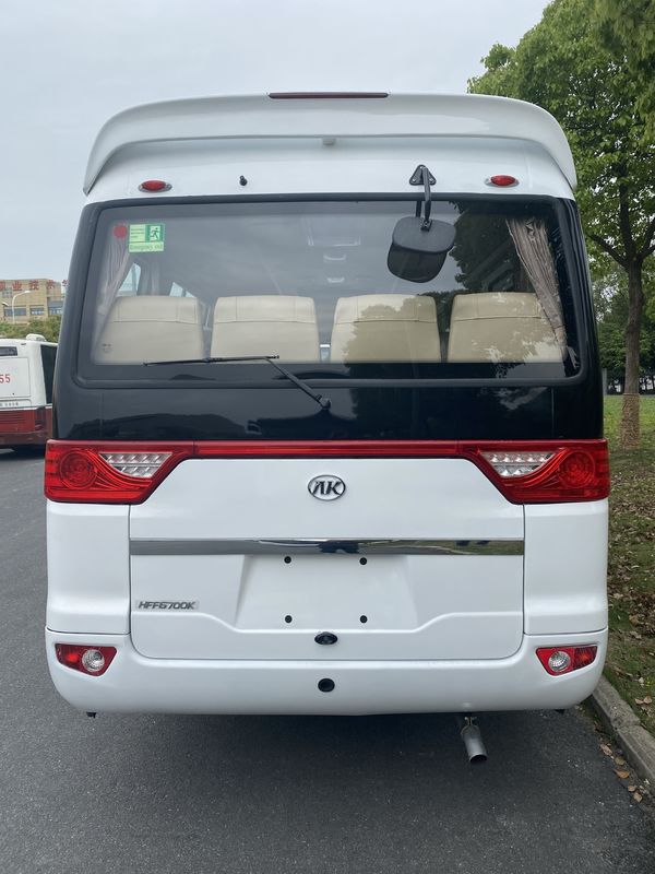 30 Sitzplätze LHD/RHD Toyota Coaster Bus mit luxuriösen Annehmlichkeiten und Dieselbrennstofftyp