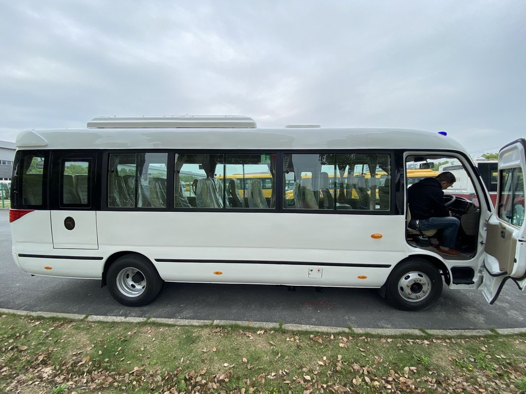 30 Sitzplätze Luxus-COACH-Busse im Jahr 2024 mit Euro 3-Handgetriebe