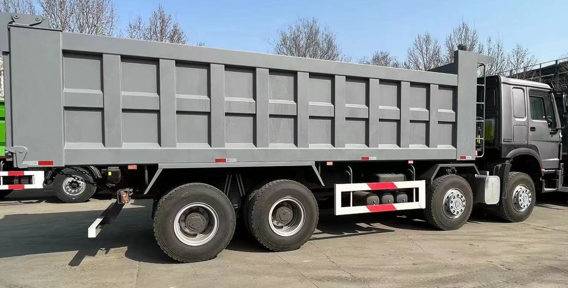 Schwerlastfahrzeug RHD SINO TRUCK HOWO 400 PS 16-Radfahrzeug 8x4
