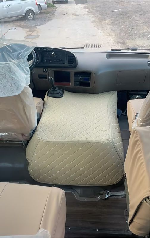 2019 Toyota Coaster Bus mit Turbolader-Motor LHD Frontmotor Busse Minibus