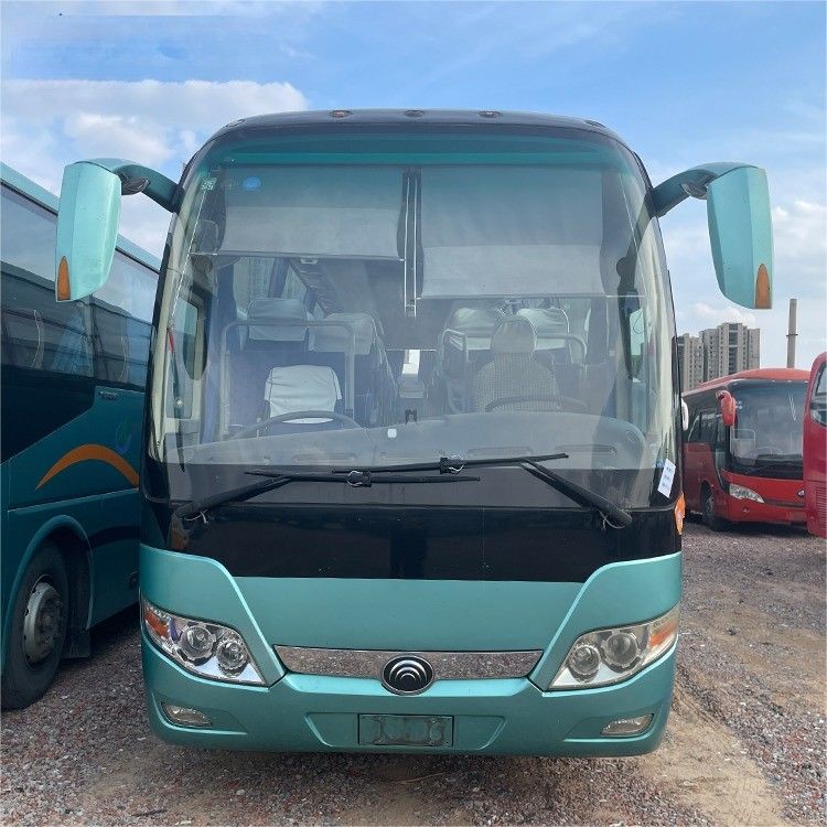 50-70-Sitzer Bus mit Euro-III-Emissionen und 4-6-Liter-Motorkapazität