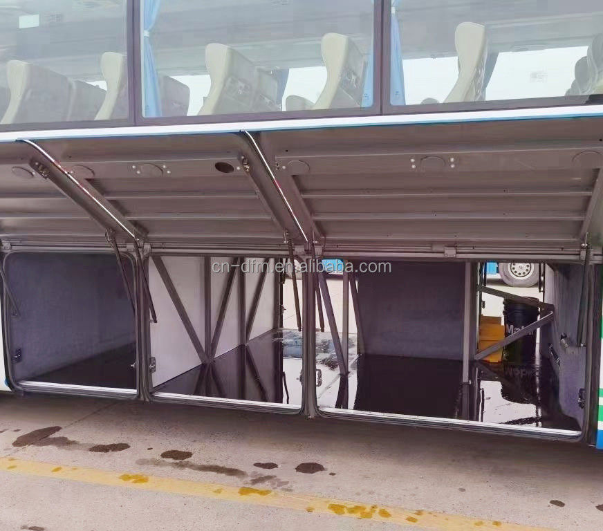 Reisen mit der rechten Hand Fahrt Gebraucht Youtong Bus Luxus-Coach Bus für Kundenanforderung
