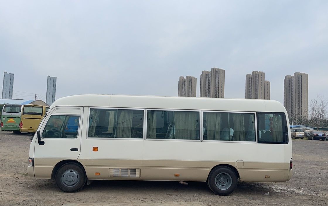 11. Luxusbus für Touristen 30 Sitzplätze Gebraucht Diesel Toyota Coaster Bus für Touristenbesichtigung