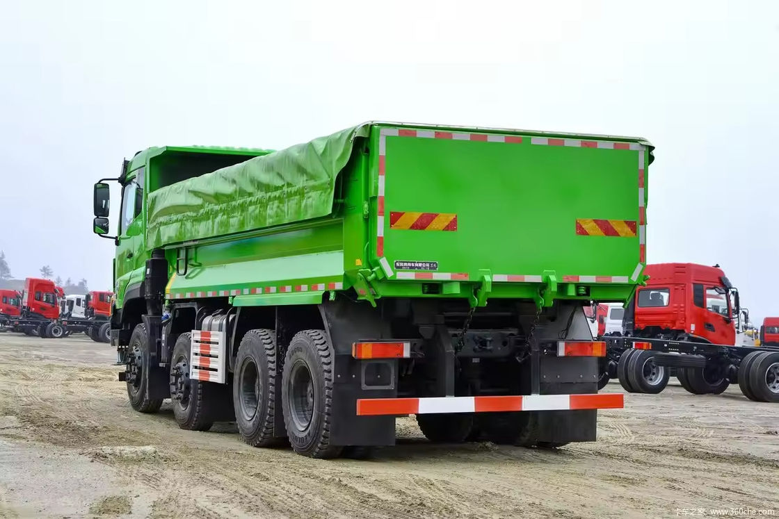 12 Räder 35 Tonnen 600 PS Dongfeng-Dump Truck für Sand Boden Stein Transport Tipper