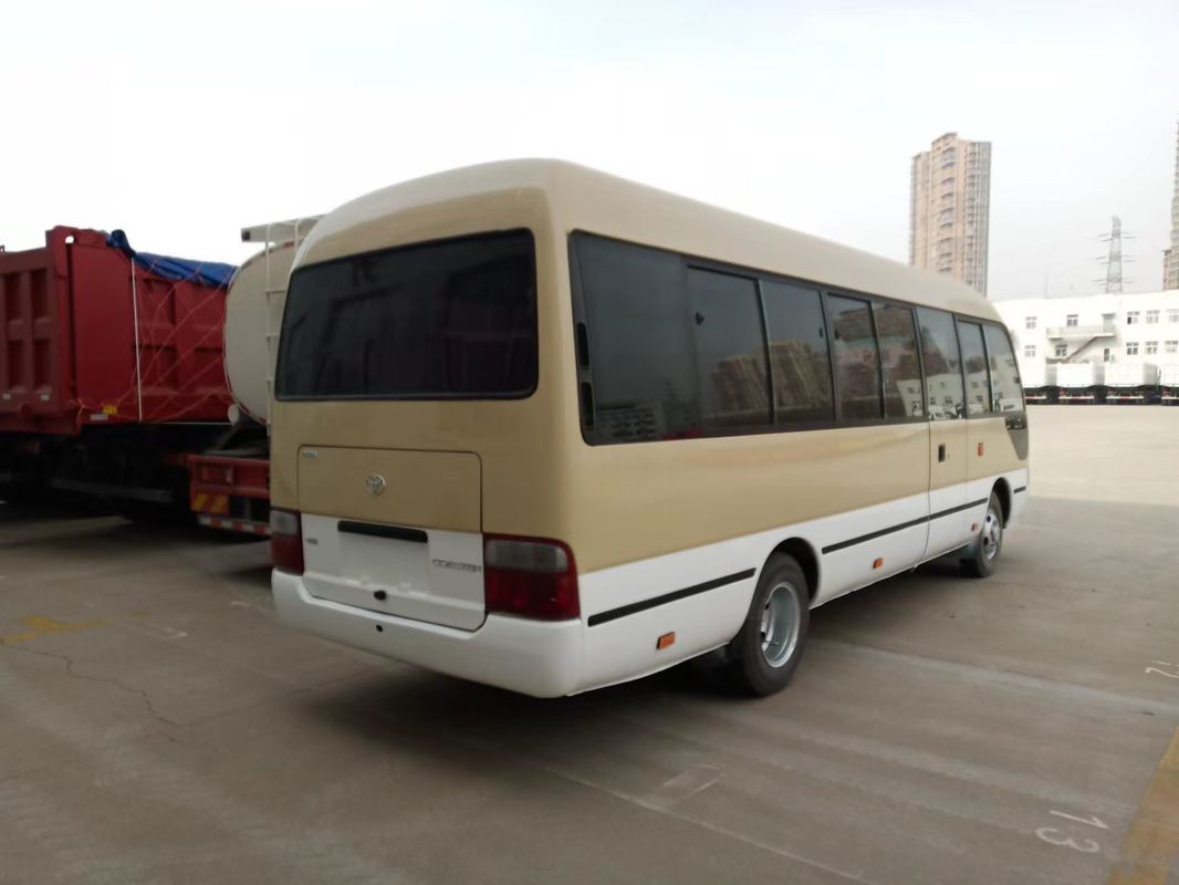 Dieselbrennstoff Typ Gebrauchtes Toyota Coaster Bus 30 Sitzplätze in gutem Zustand Maximale Leistung 113/5200 kW