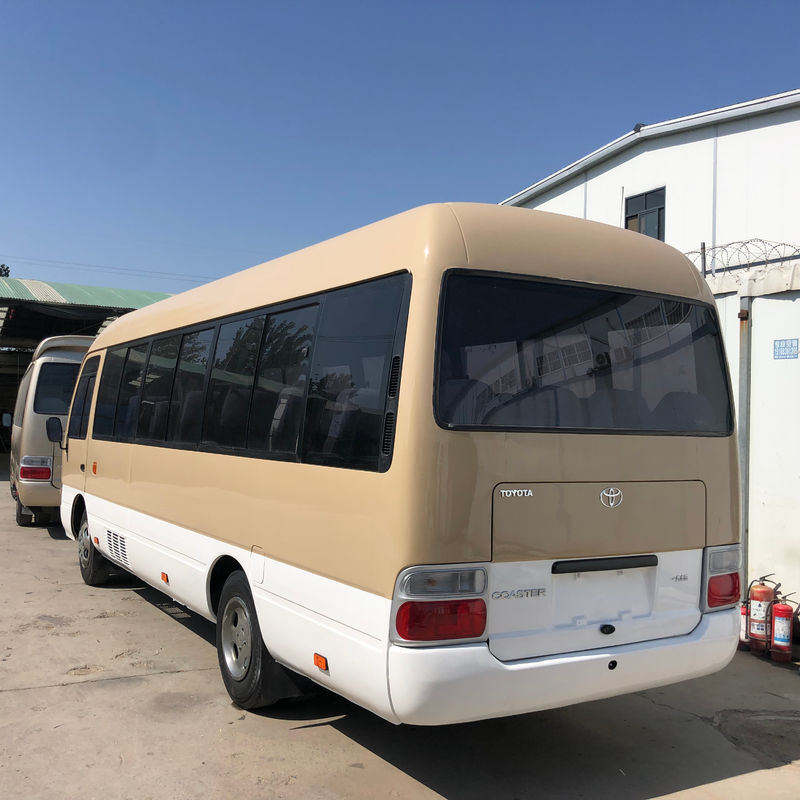 29 Sitzplätze Toyota Coaster Minibus mit Euro3 Emissionsstandard und Cummins Motor Modell