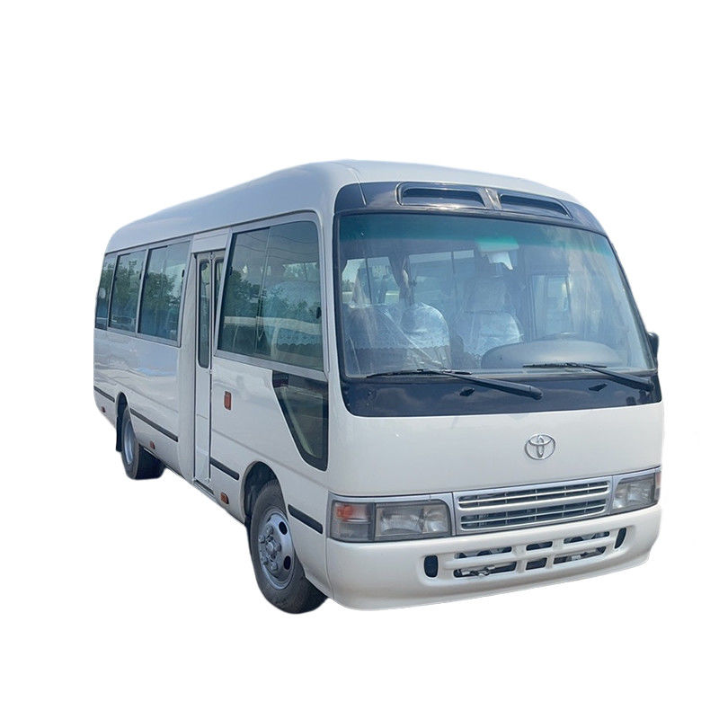 30 Sitzplätze Gebraucht-Toyota-Streckenbus mit 9.00R20-Reifen und maximaler Leistung von 113/5200 kW