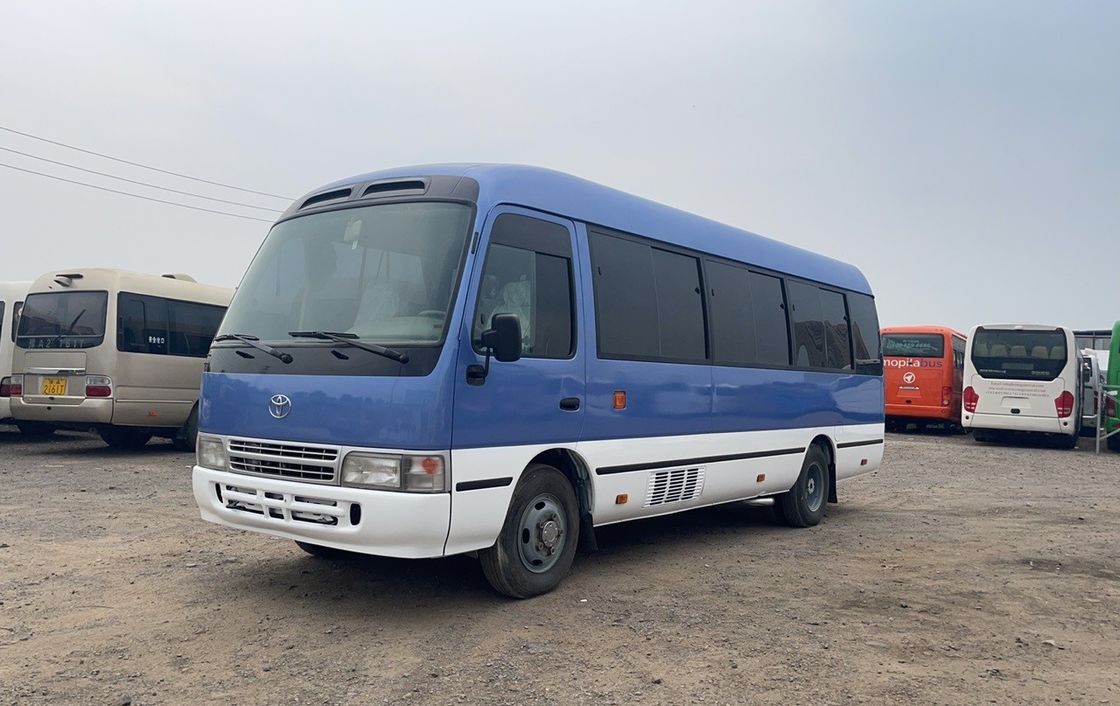 Gebrauchtes Toyota Coaster Bus mit 6-8L Motor und 30 Sitzen in ausgezeichnetem Zustand
