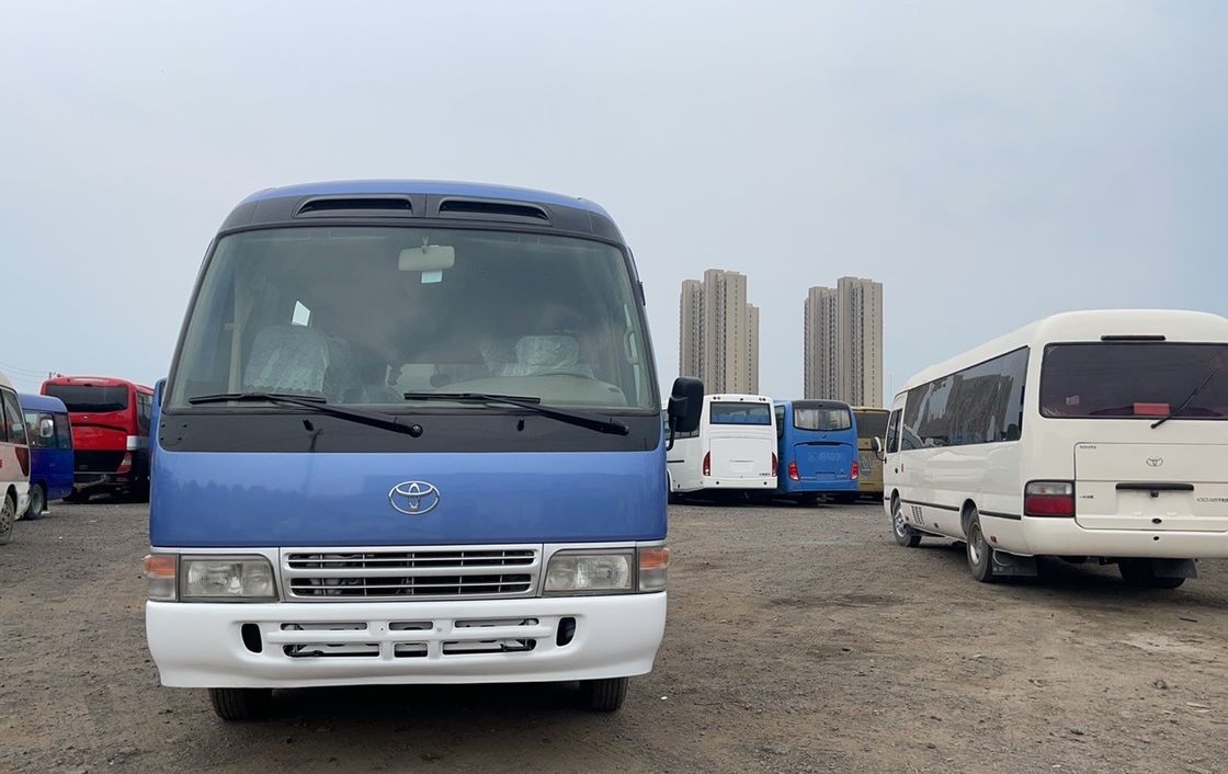 Gebrauchtes Toyota Coaster Bus mit 6-8L Motor und 30 Sitzen in ausgezeichnetem Zustand