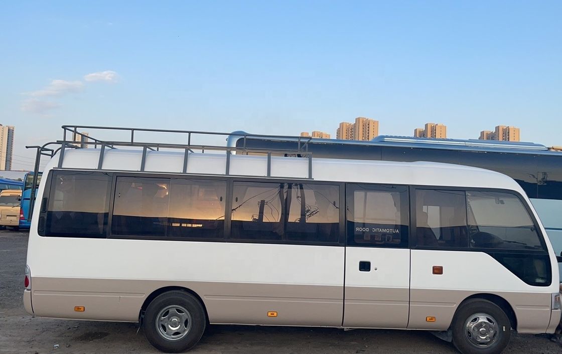 8500 kg Gesamtmasse Gebraucht-Straßenbus mit Obergepäckträger und 4-6L Motorkapazität