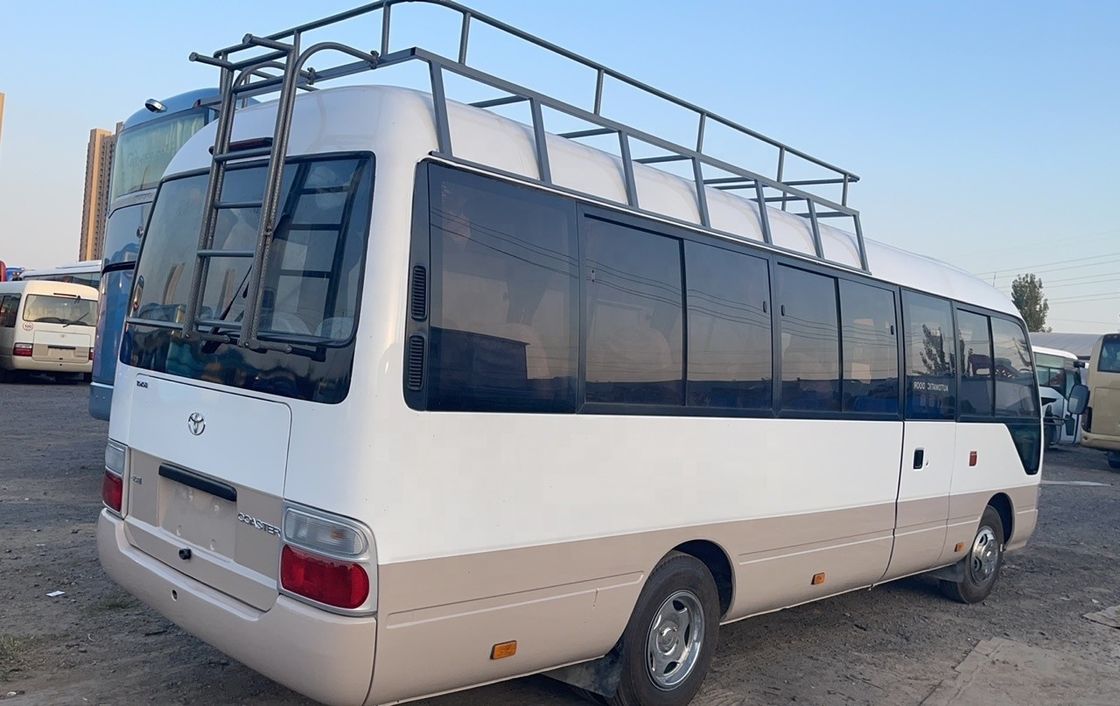 8500 kg Gesamtmasse Gebraucht-Straßenbus mit Obergepäckträger und 4-6L Motorkapazität