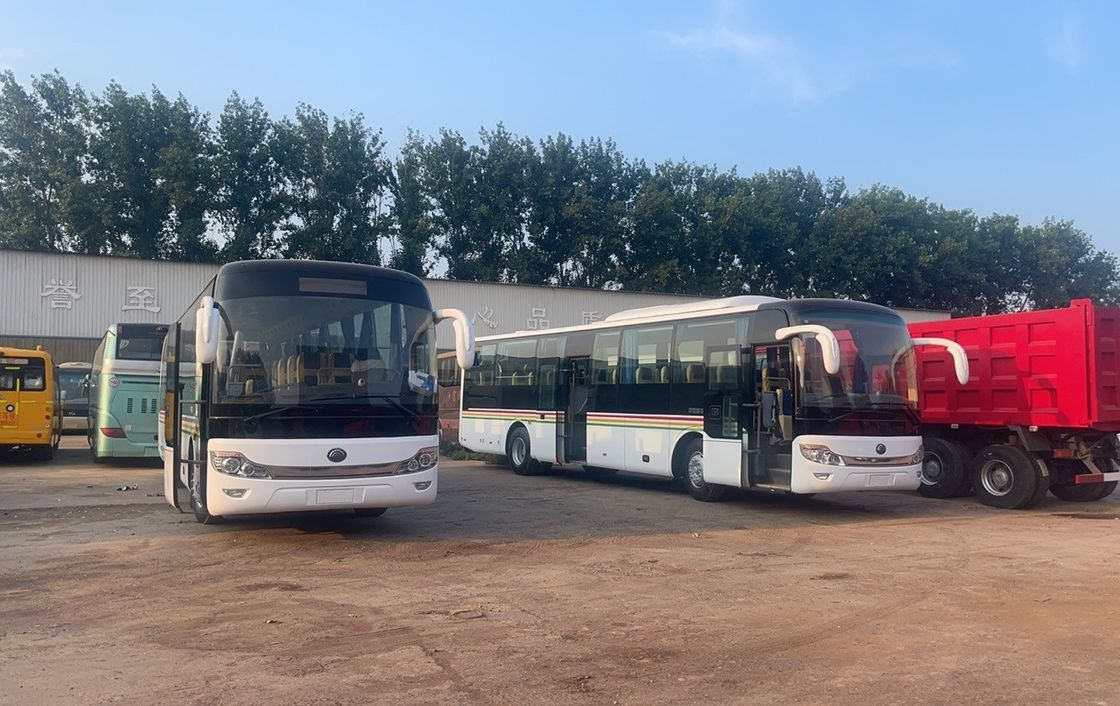 Hochwertig renovierter 62-Sitzer Luxusbus in Afrika mit Euro-3-Emissionsstandard