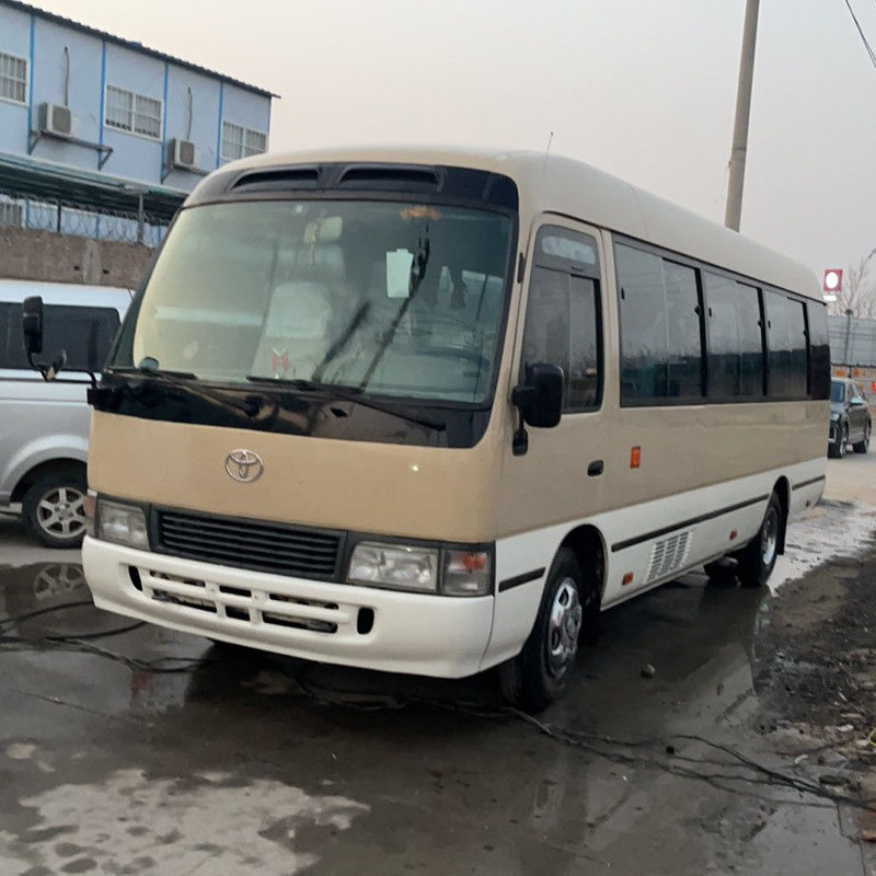 Gebrauchtes Toyo Ta Coaster Bus mit 6-8L Motor und EURO 3 Emission in gutem Zustand