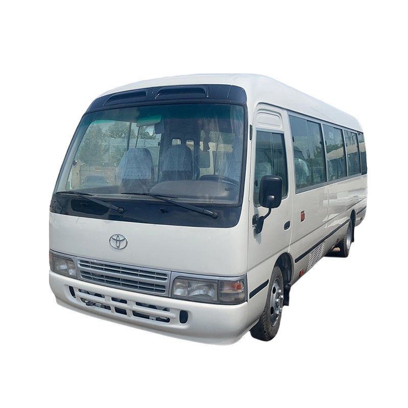 Kraftstoff 30-Sitzer Toyota Coaster Bus in gutem Zustand LHD Gebraucht Dieselmotor 6900*2010*2600