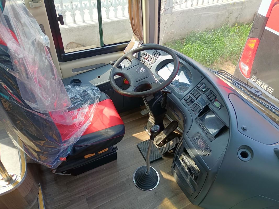 Gebraucht Yu Tong 53 Sitzplätze Dieselbusse Stadtbuscoach in Ghana Motorkapazität 4-6L