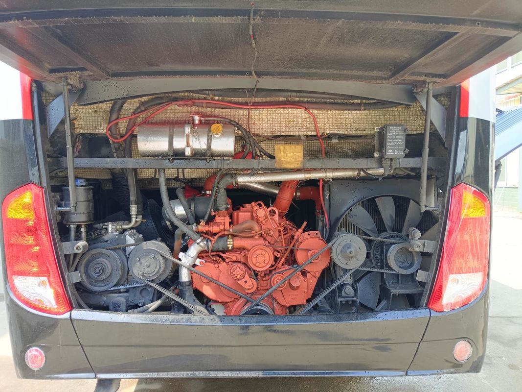 Gebraucht Yu Tong 53 Sitzplätze Dieselbusse Stadtbuscoach in Ghana Motorkapazität 4-6L