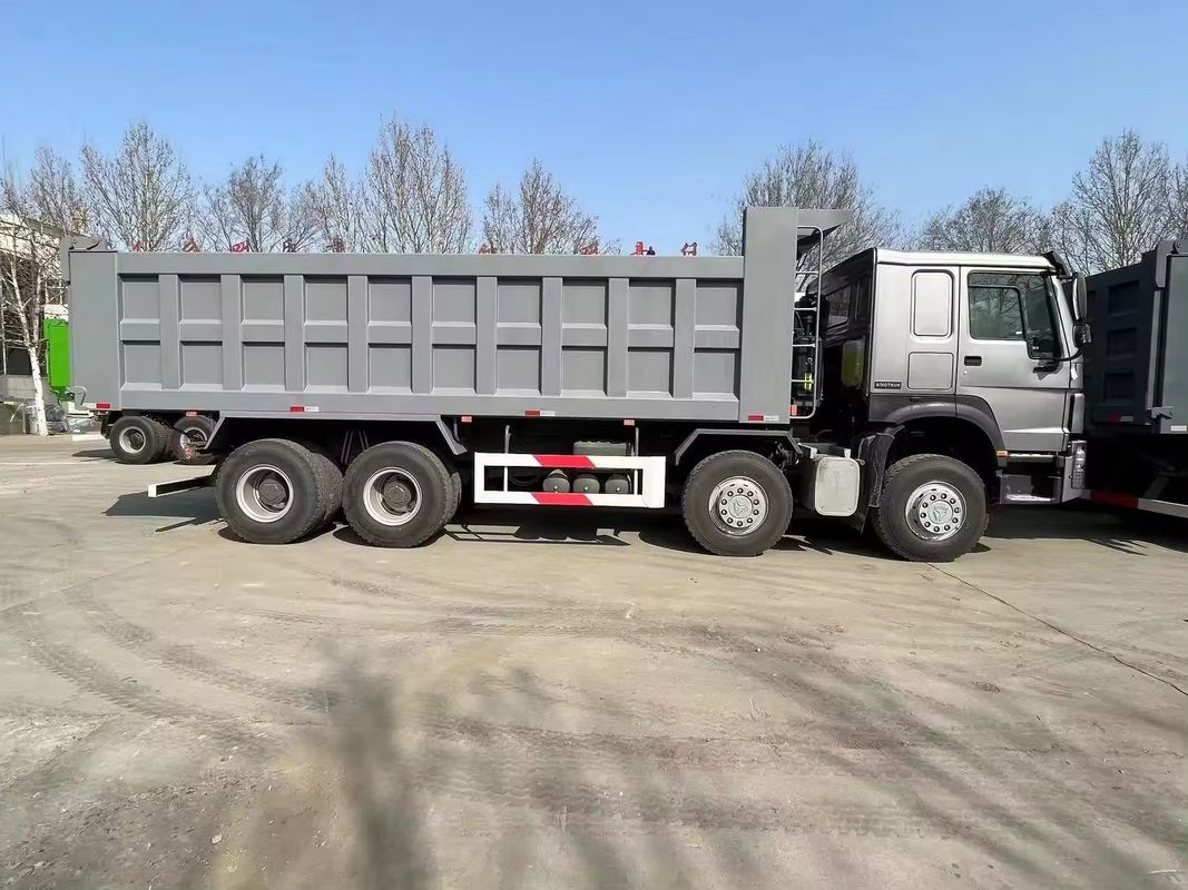 400 PS Sinotruk Howo LHD 12 Räder 8x4 Kipper Trucks Dump Trucks mit Handgetriebe