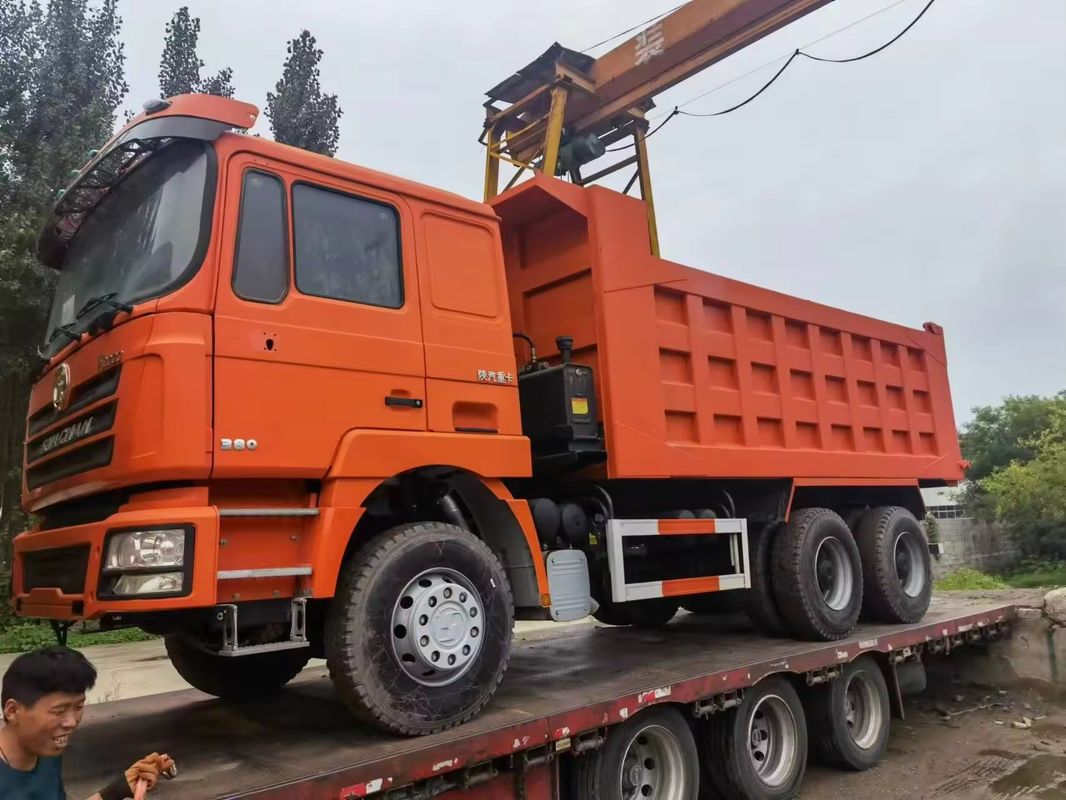 10 Tonnen 6x4 10 Räder 380 PS schwerer Schleuderteller für den Transport von Sand- und Kiesschlamm