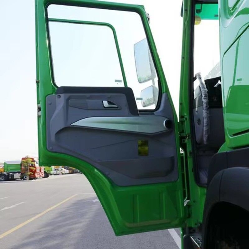 SINOTRUCK Howo 30 Tonnen 371 PS 6x4 8x4 Diesel Schwerlastfahrzeug