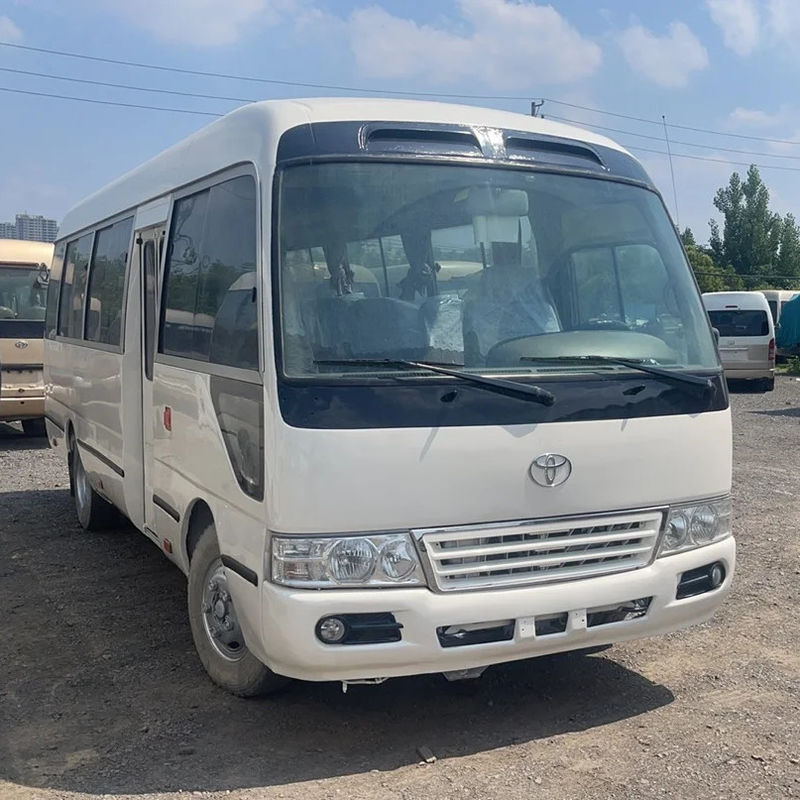 7.00R16 Reifen in gutem Zustand Diesel gebraucht Toyo ta Coaster Bus Kundenanforderung